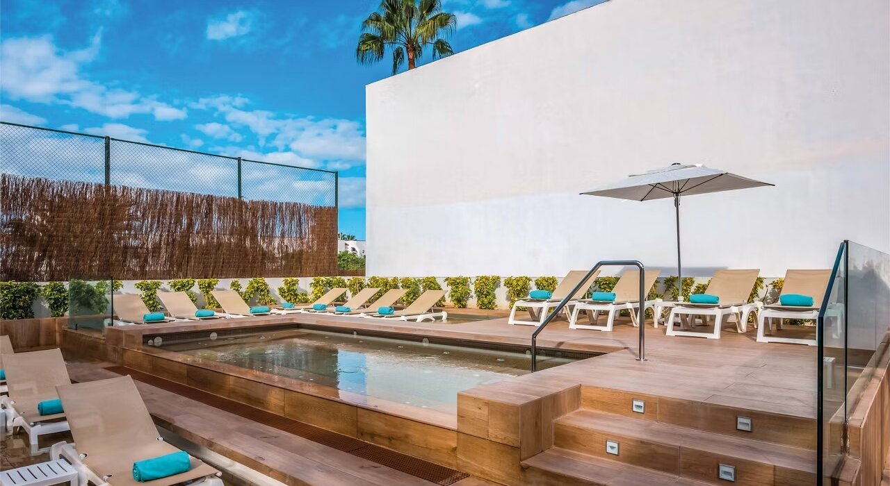 Mid May Tenerife 4* Sunshine Break Offer - Image 6