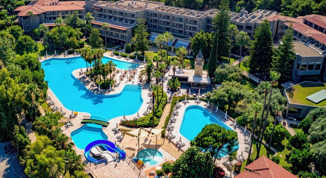 Side Turkey 5* Luxury Mid April Offer - Image 1