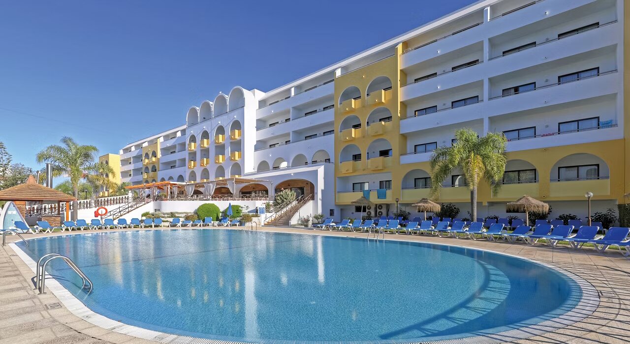 TWO WEEK GETAWAY TO 4* ALBUFERIA - Image 1