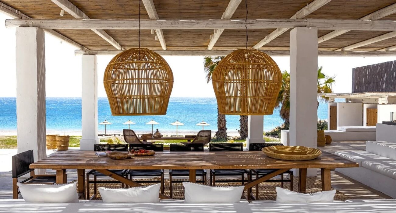 One for the Group Chat – Greece Luxury Villa - Image 3