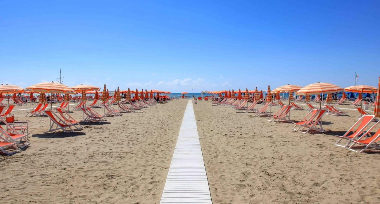 FLORENCE & VIAREGGIO ITALY TWIN CENTRE - Image 4