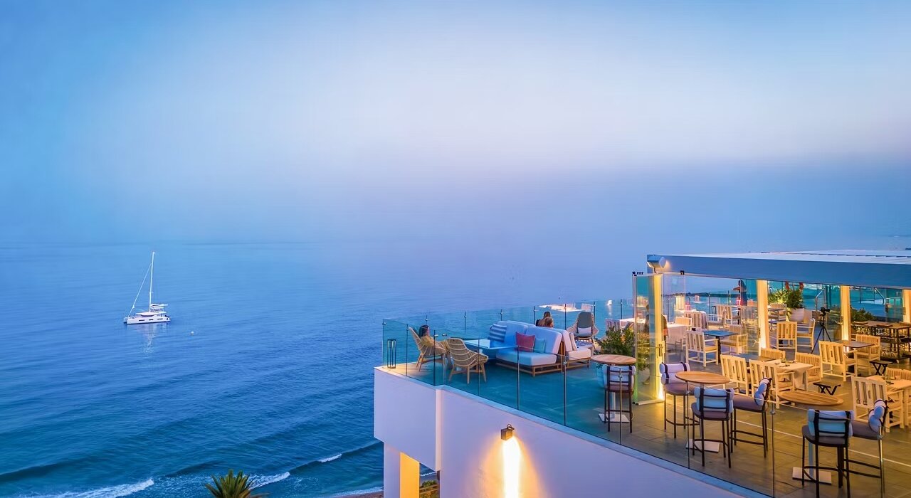 Spring Marbella Luxury Mini Sun Break - Image 5