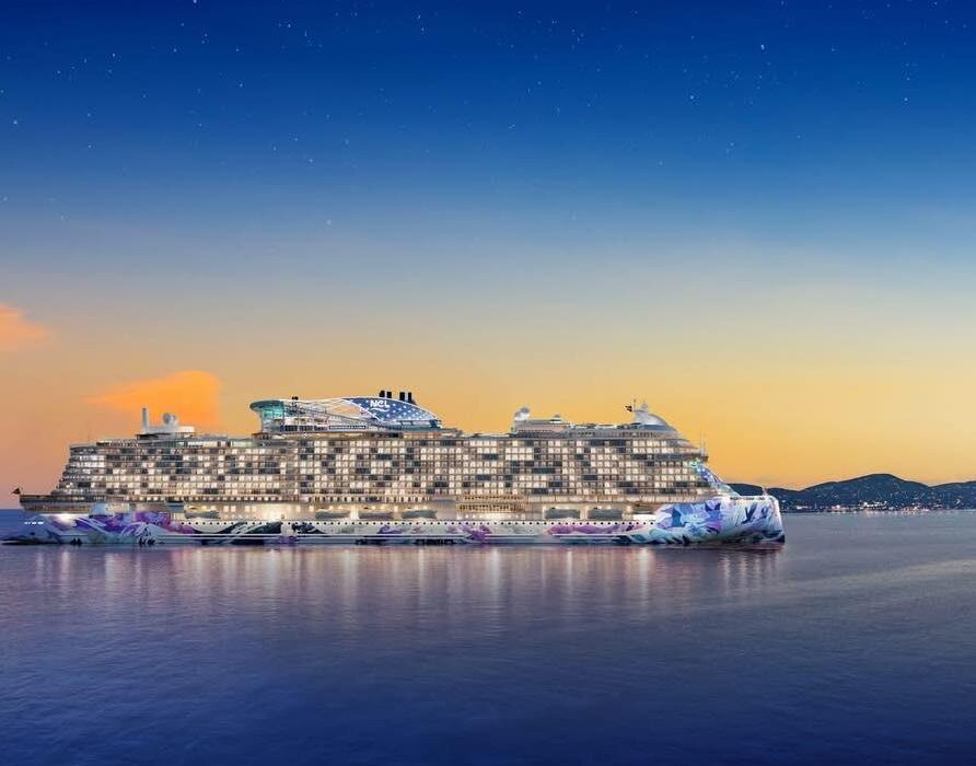 SAIL THE CARIBBEAN ON THE BRAND NEW NCL LUNA - Image 1