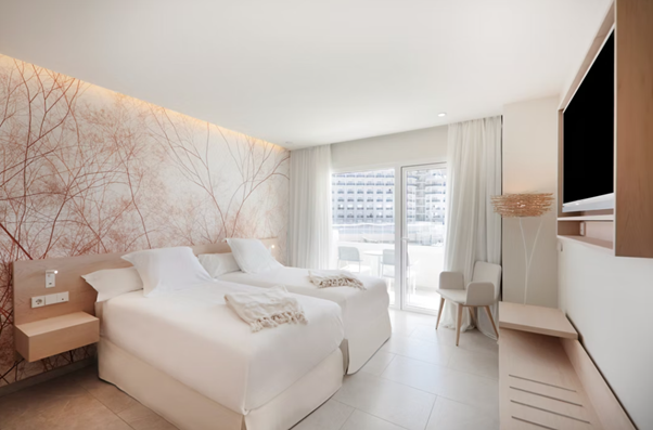 Mid May Tenerife 5* Luxury Short Stay - Image 5