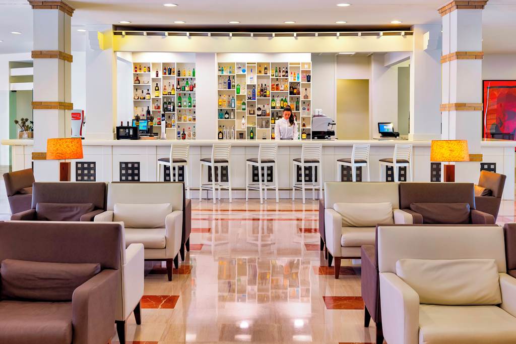 SALOU SPAIN FAMILY 2027 EARLY BOOKER - Image 5