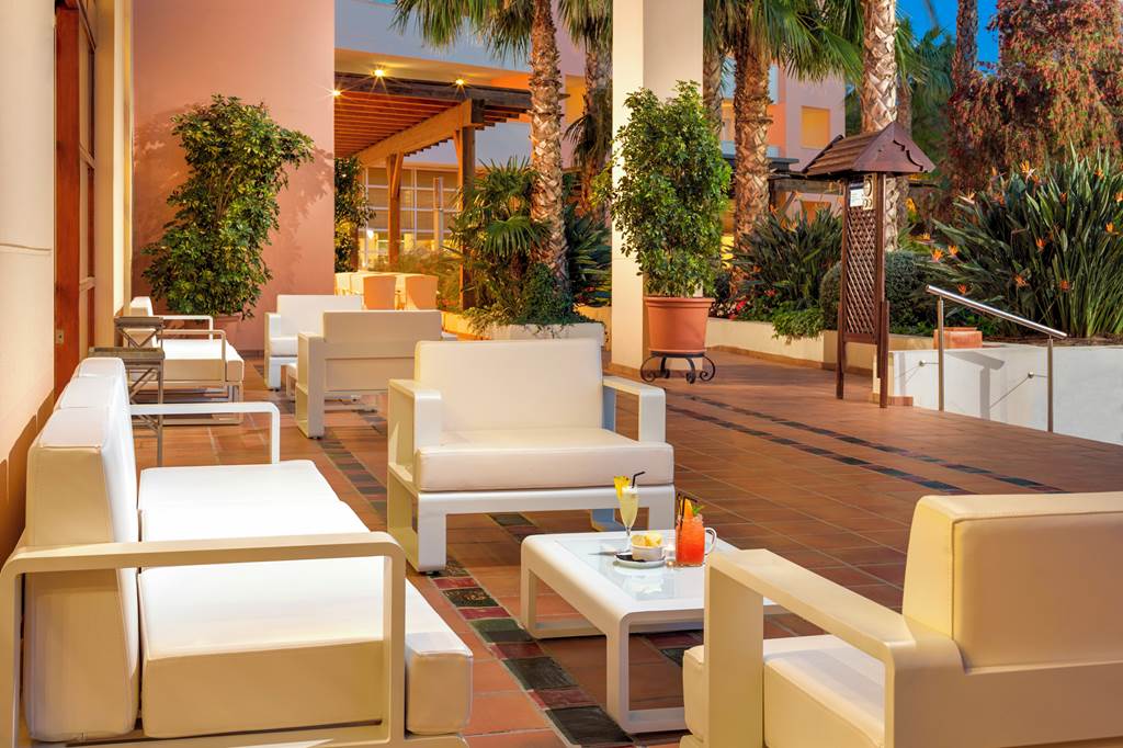 SALOU SPAIN FAMILY 2027 EARLY BOOKER - Image 7