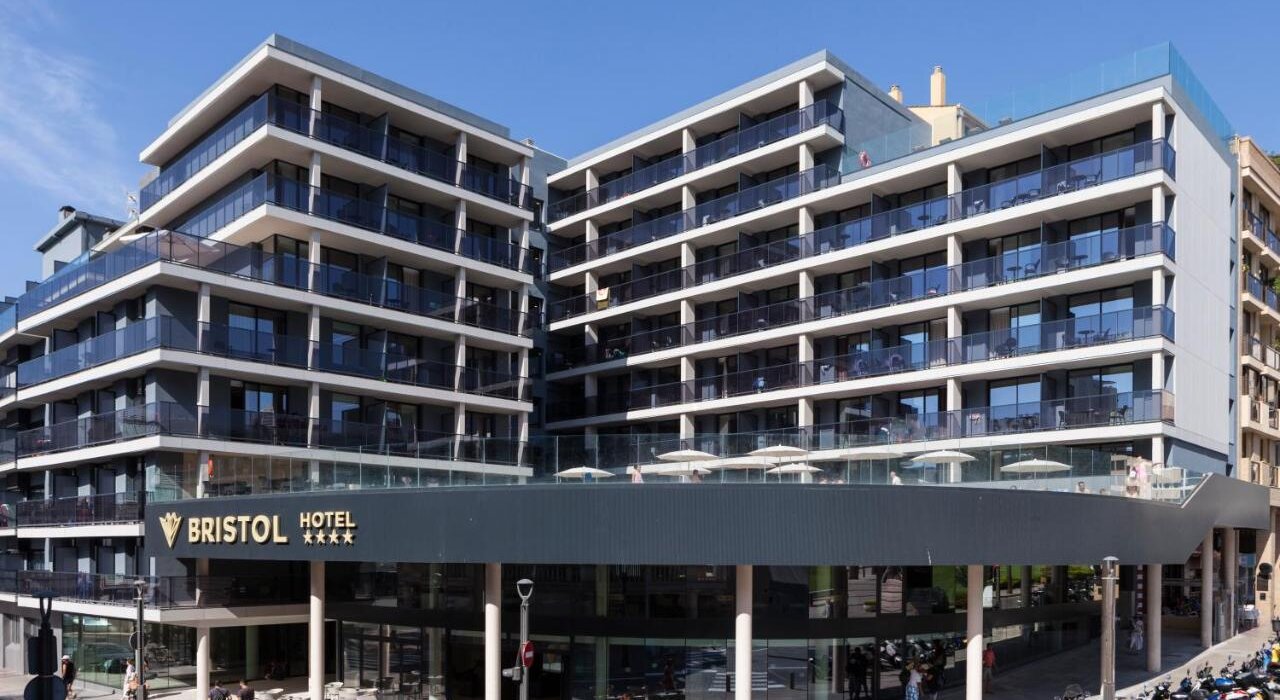 BENIDORM SPAIN WINTER LONG STAY - Image 3