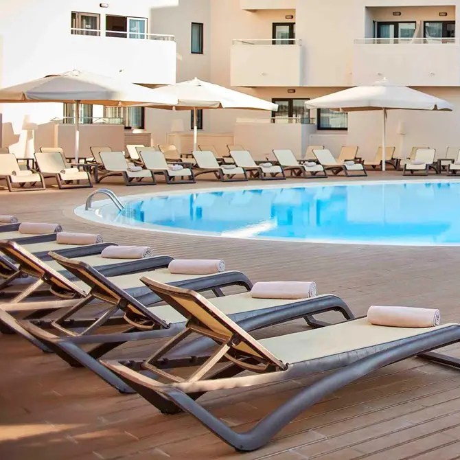 PORTUGAL SPRING BREAK 2027 EARLY BOOKER - Image 4