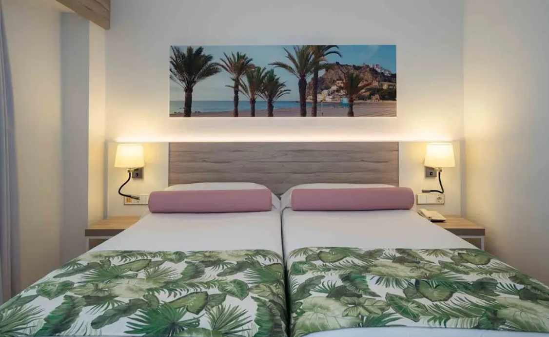 Quirky & Cute Benidorm NInja Break - Image 4