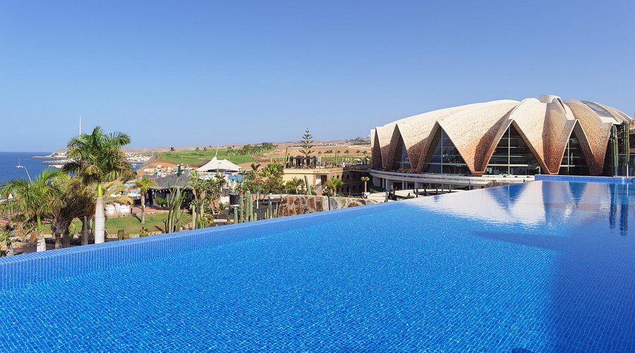 GRAN CANARIA 5* LUXE WINTER ESCAPE - Image 1