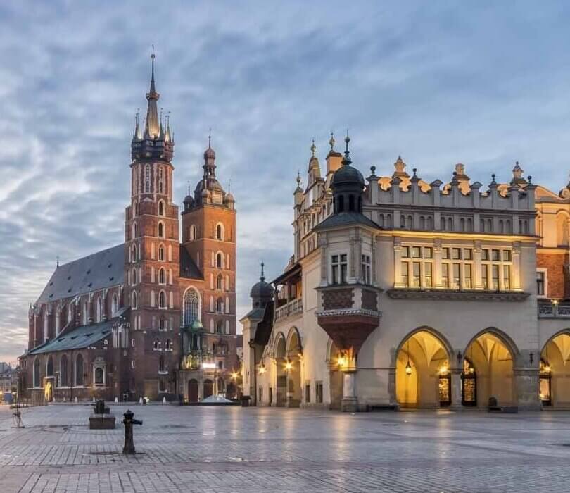LAST MIN Krakow Poland City Break Offer - Image 1