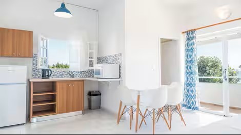 One for the Group Chat – Kavos Peak Summer Party ial - Image 2