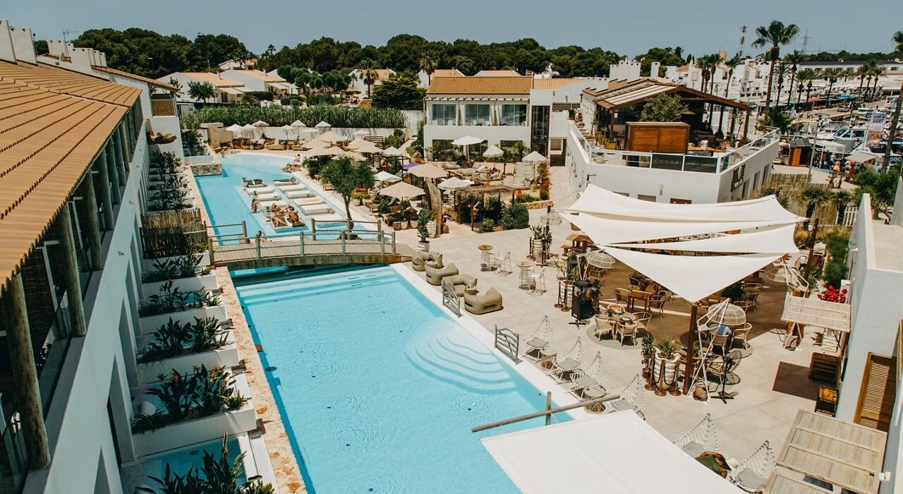 Luxury 5* Early May Menorca Week Break - Image 1