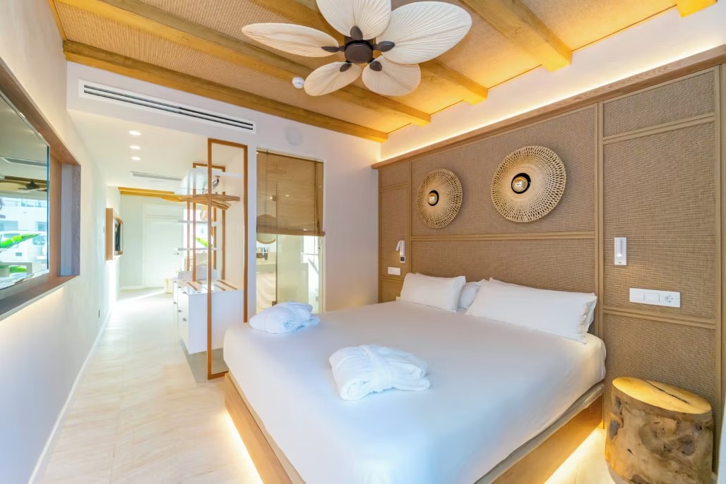 Luxury 5* Early May Menorca Week Break - Image 4