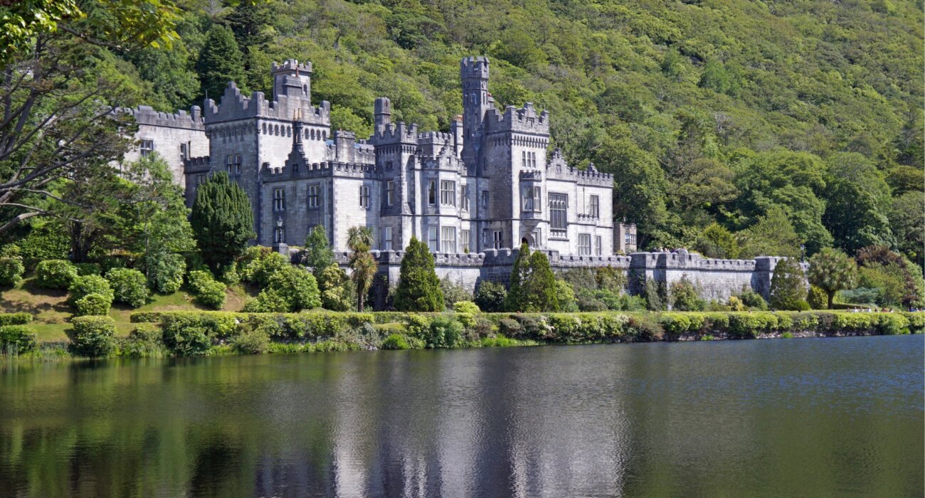 COUNTY GALWAY & CONNEMARA TOUR - Image 1