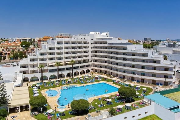 Mid April Algarve Portugal 4* Short Break - Image 2