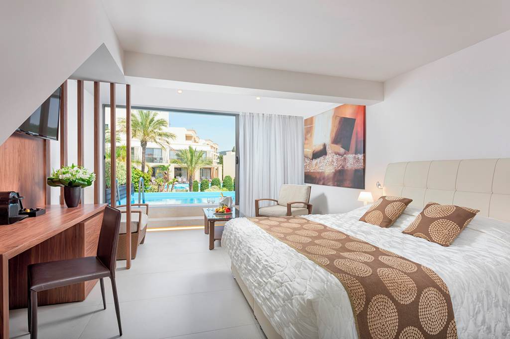 Late September Ultra Luxury Rhodes Getaway - Image 4