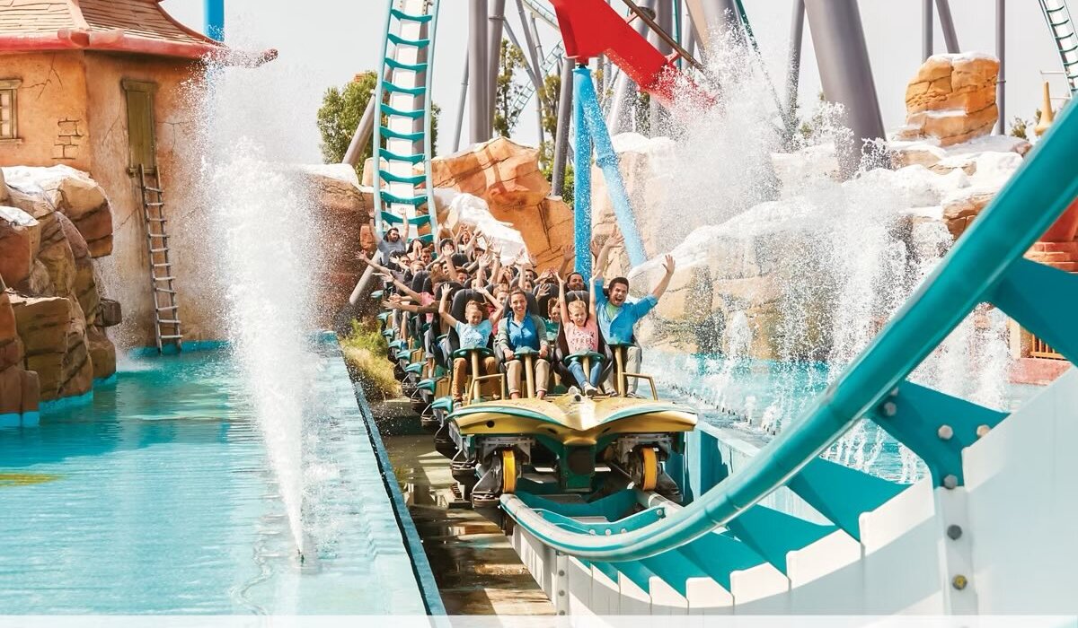 Peak Summer Salou Spain with Theme Park Included - Image 2