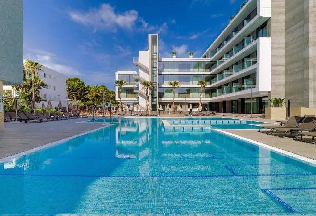 Easter Sunshine Special – Santa Ponsa Majorca - Image 1