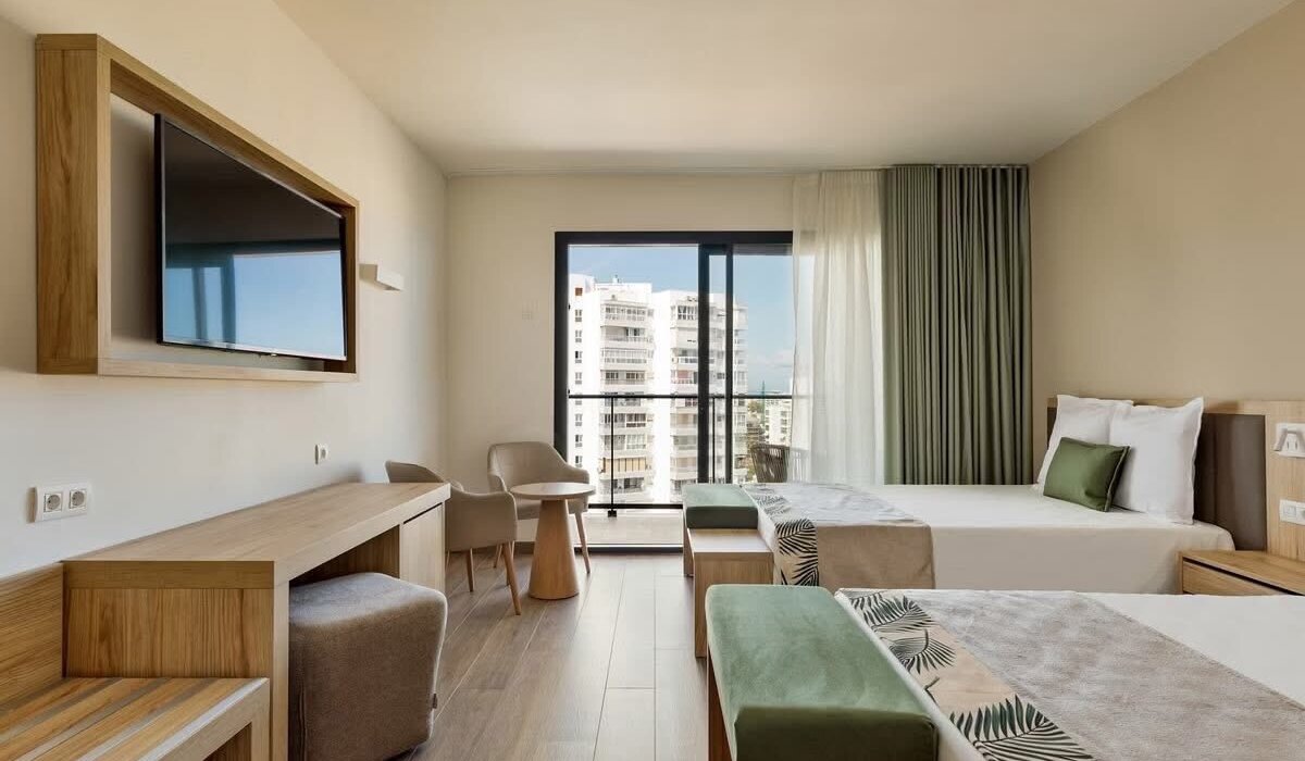 September Sizzler 4* Costa Del Sol Family Offer - Image 2