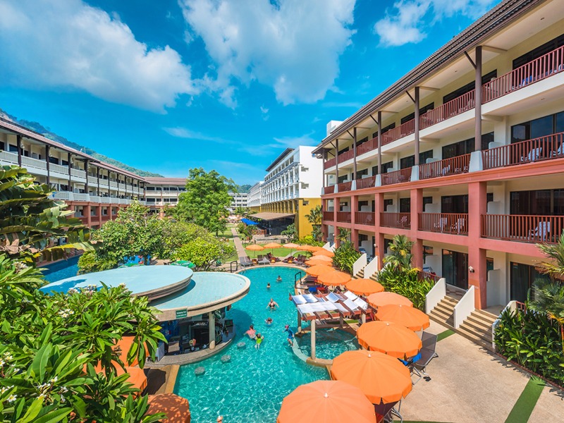 Autumn Phuket Thailand BARGAIN NInja Break - Image 4