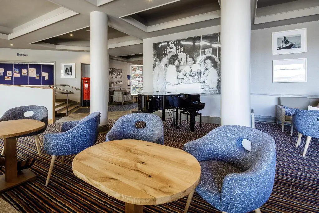 Battle of the Flowers – Jersey Aug 2026 - Image 7