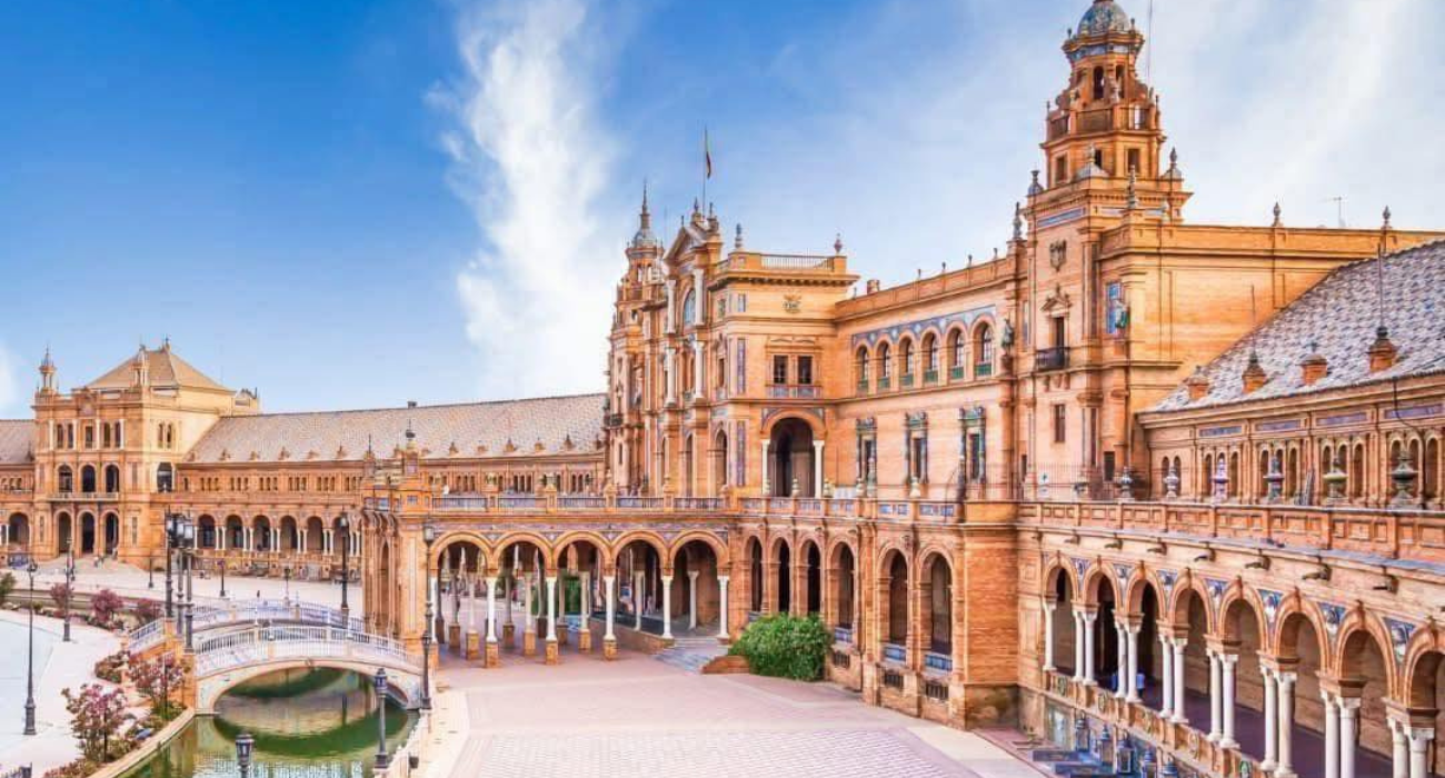 SEVILLE SPAIN AUGUST BREAK - Image 1