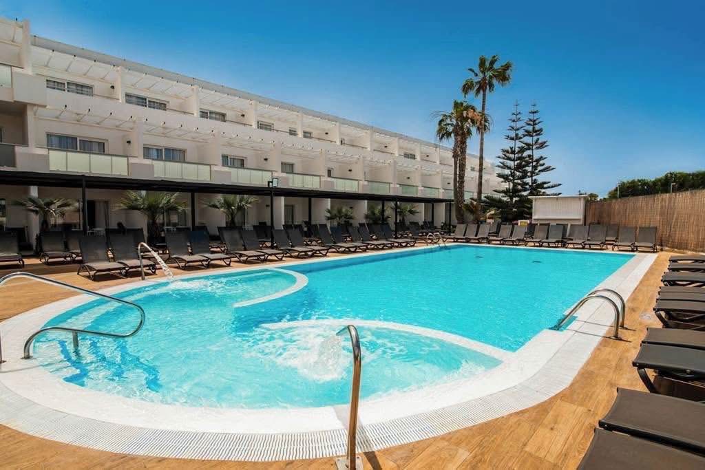 NInja Fave Lanzarote Spring Mini Break Offer - Image 1