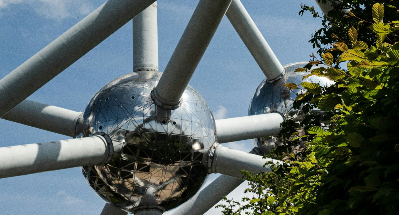 BRUSSELS BELGIUM LATE YEAR CITY BREAK - Image 3