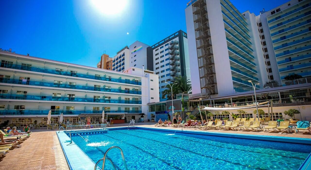 BENIDORM SPRING SHORT BREAK NINJA SPECIAL - Image 1