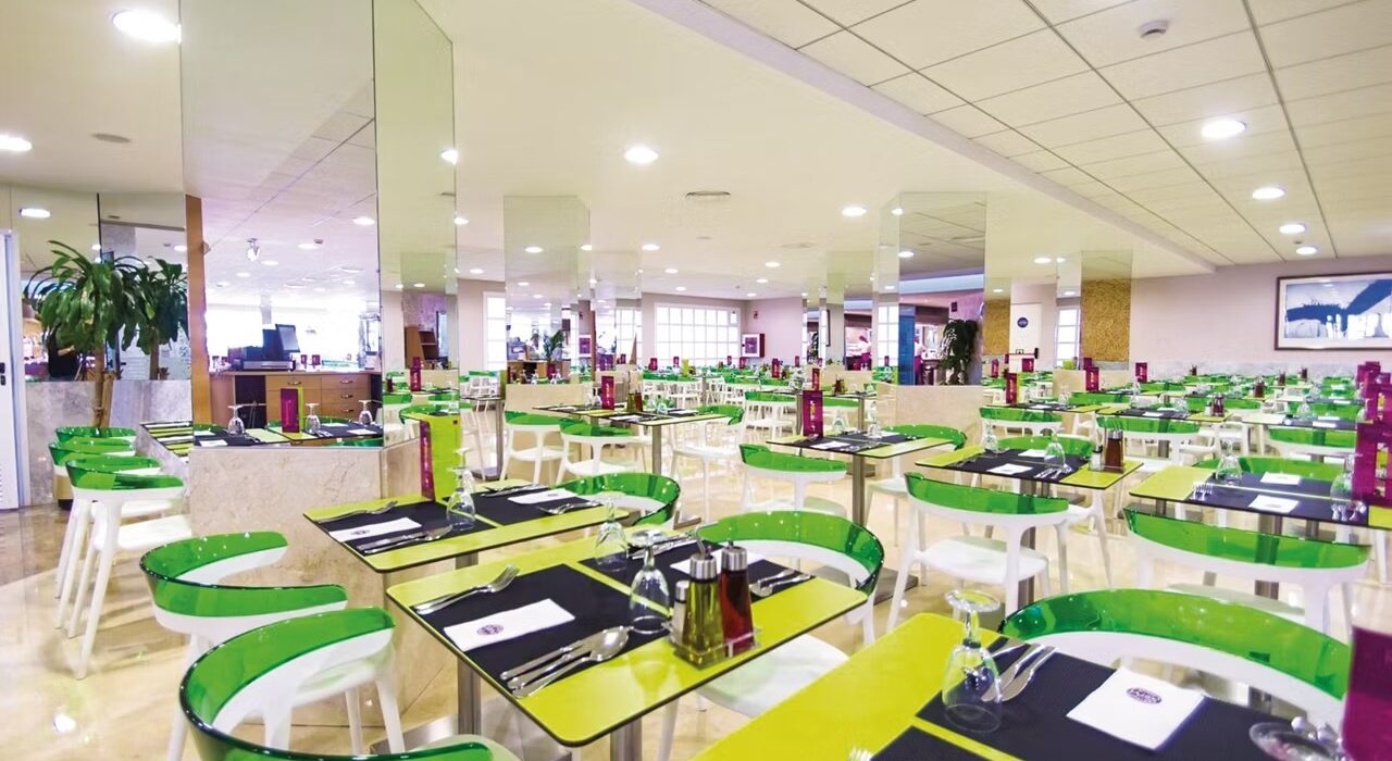 BENIDORM SPRING SHORT BREAK NINJA SPECIAL - Image 2