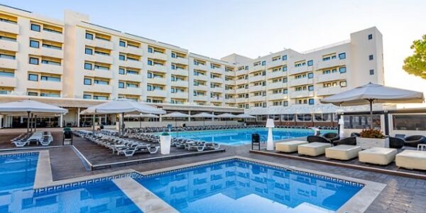 Early Summer Algarve Portugal Family Special