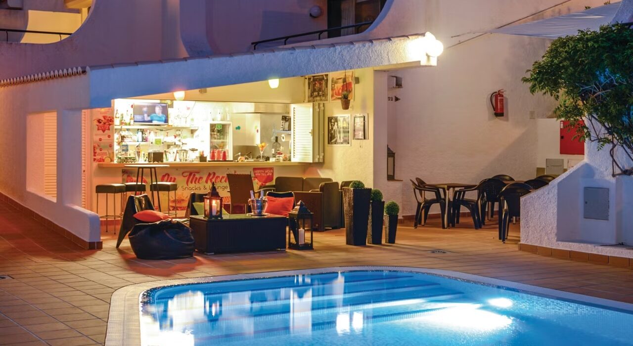 Albufeira Portugal NInja Late Deal - Image 4