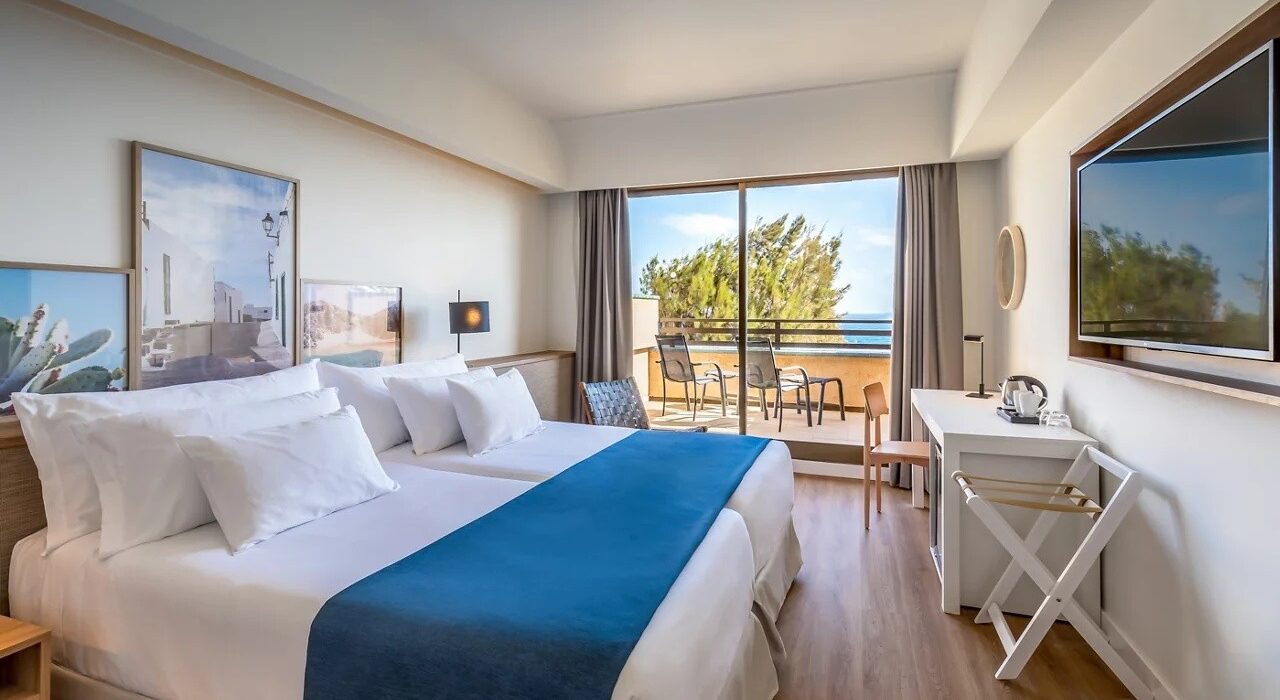 Mid April LAST MIN 4* Lanzarote Special - Image 2