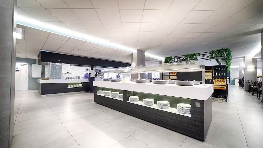 LAST MIN Salou Spain Short Break Offer - Image 2