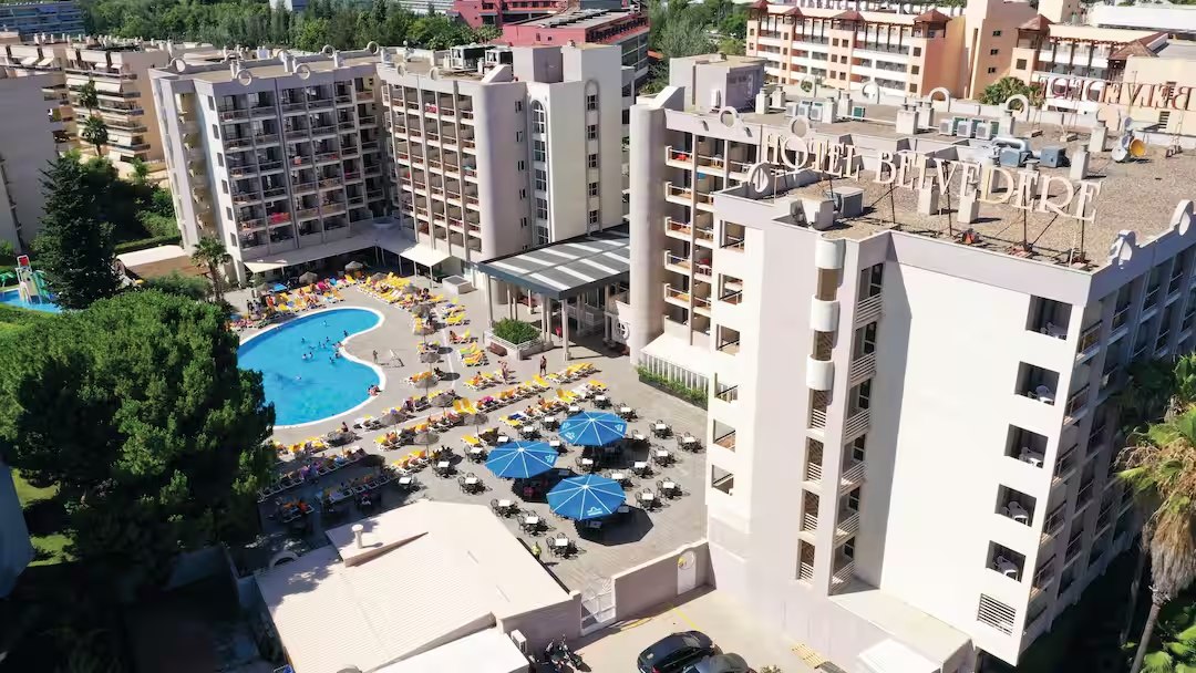 LAST MIN Salou Spain Short Break Offer - Image 1