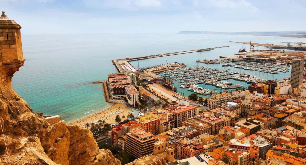 Alicante Spain October City Break Offer - Image 1