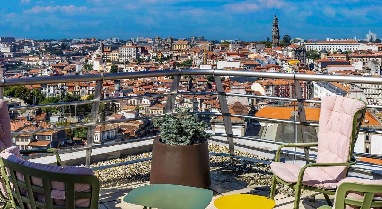 Late April 4* Porto City Break Offer - Image 5