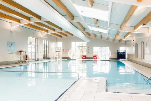 Somerset Summer 5* Luxury Lodge Resort - Image 2