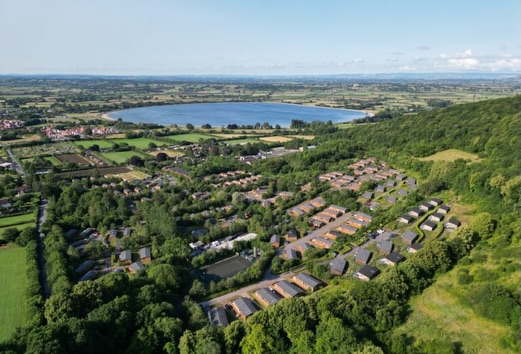 Somerset Summer 5* Luxury Lodge Resort - Image 4