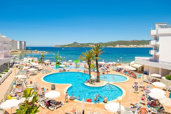 Early May Family Ibiza Sunshine BARGAIN - Image 7