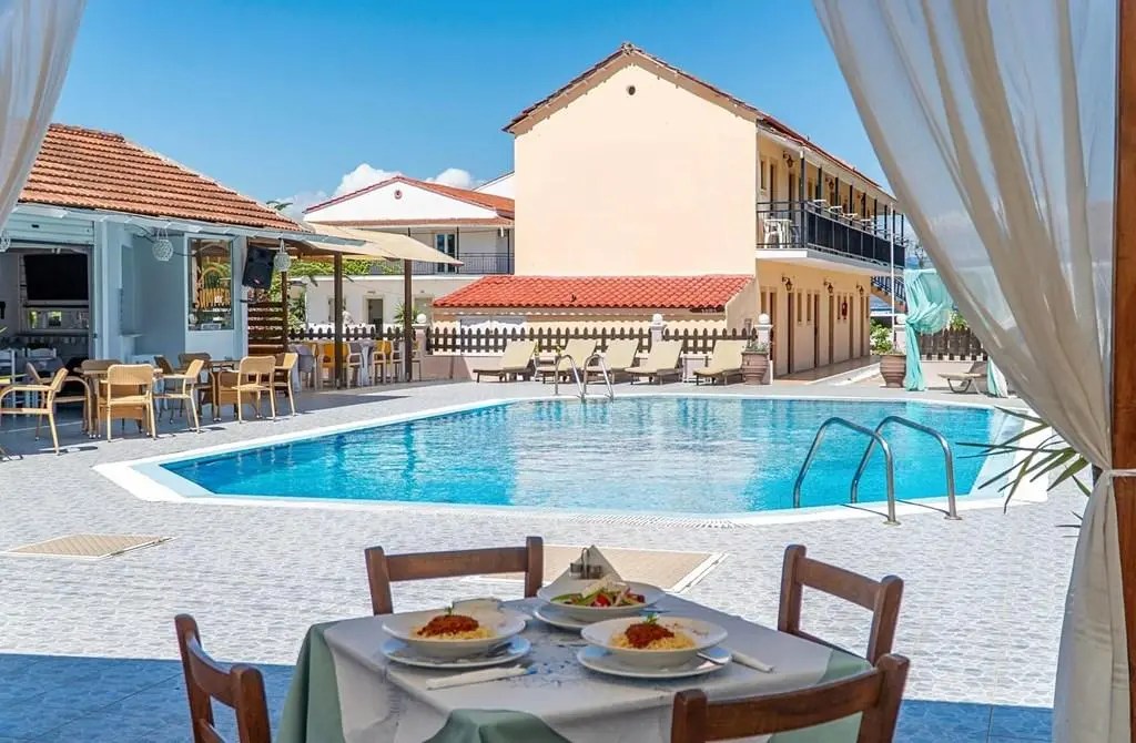 LAST MINUTE BUDGET CORFU HOLIDAY - Image 1