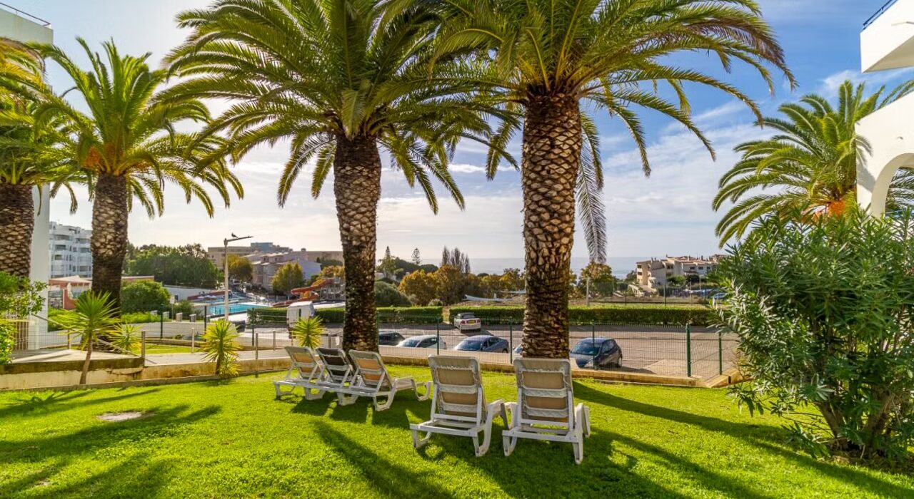 LAST MINUTE GETAWAY TO PORTUGAL - Image 5