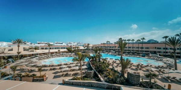 LUXURY FUERTEVENTURA MAY BREAK UNDER £800