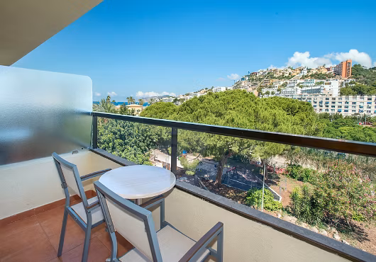 4* SANTA PONSA SPRING SUNSHINE BREAK - Image 4