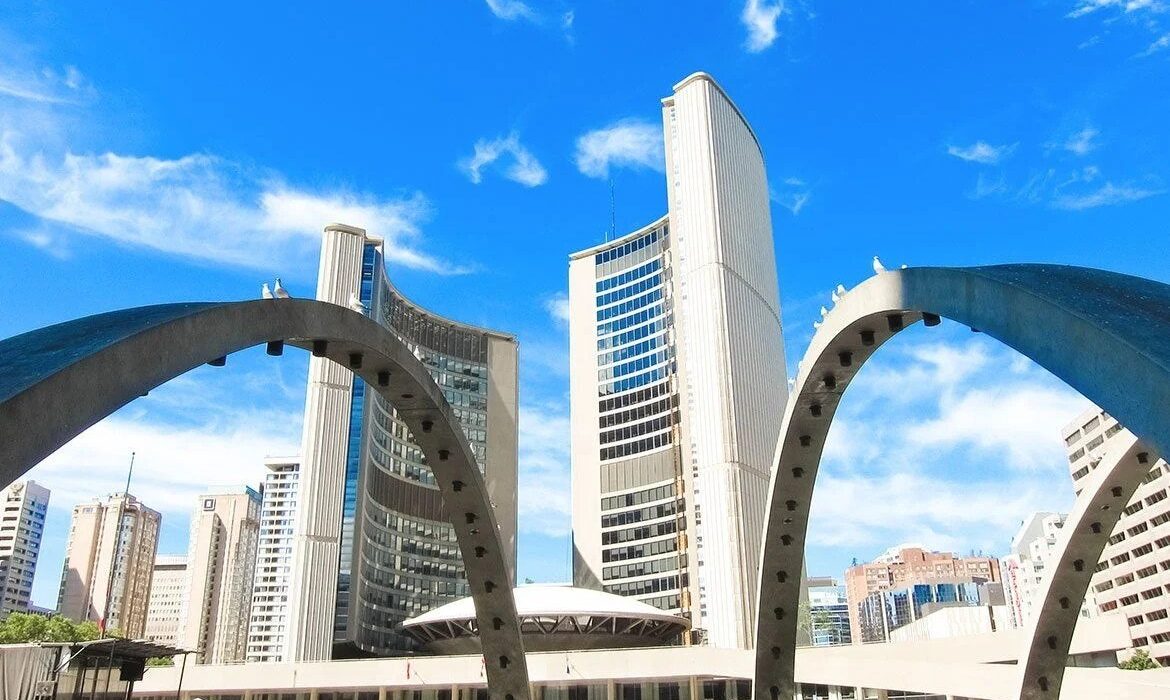 Toronto Canada Summer Family Getaway - Image 2