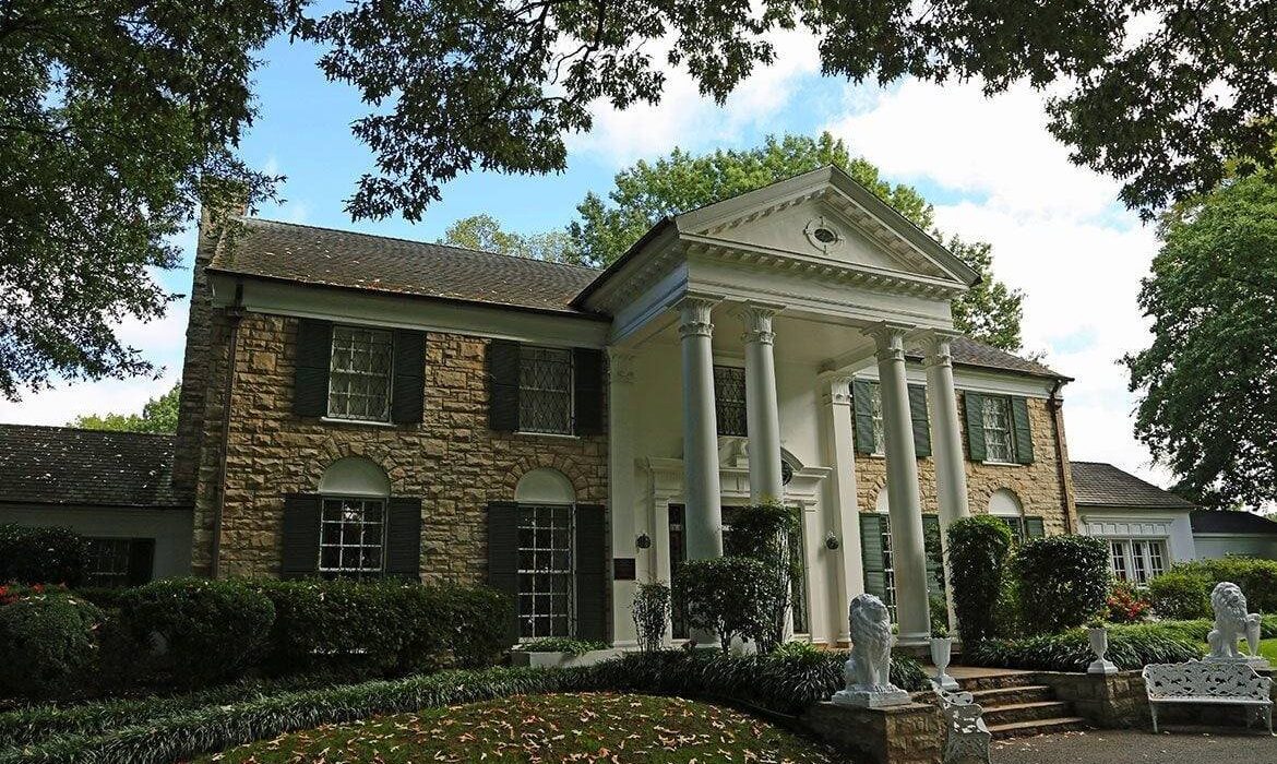 Discover the Deep South with Graceland Included - Image 3
