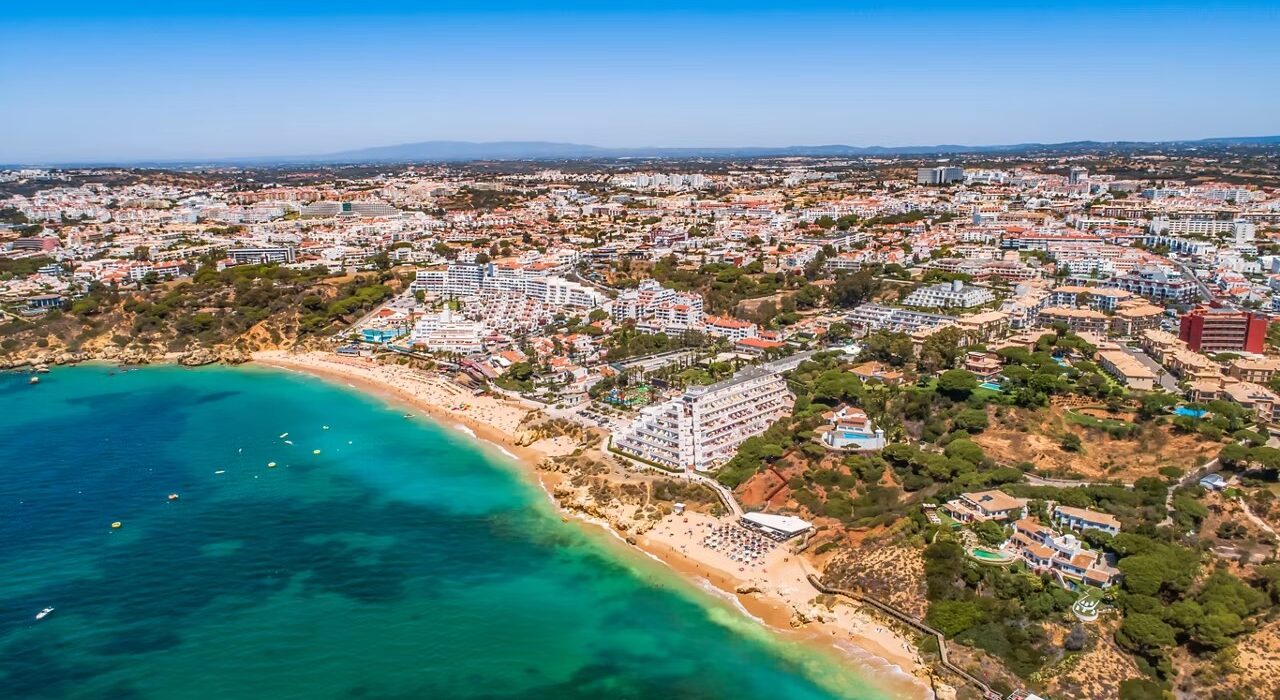 Easter Family Getaway Break to Algarve Portugal - Image 1