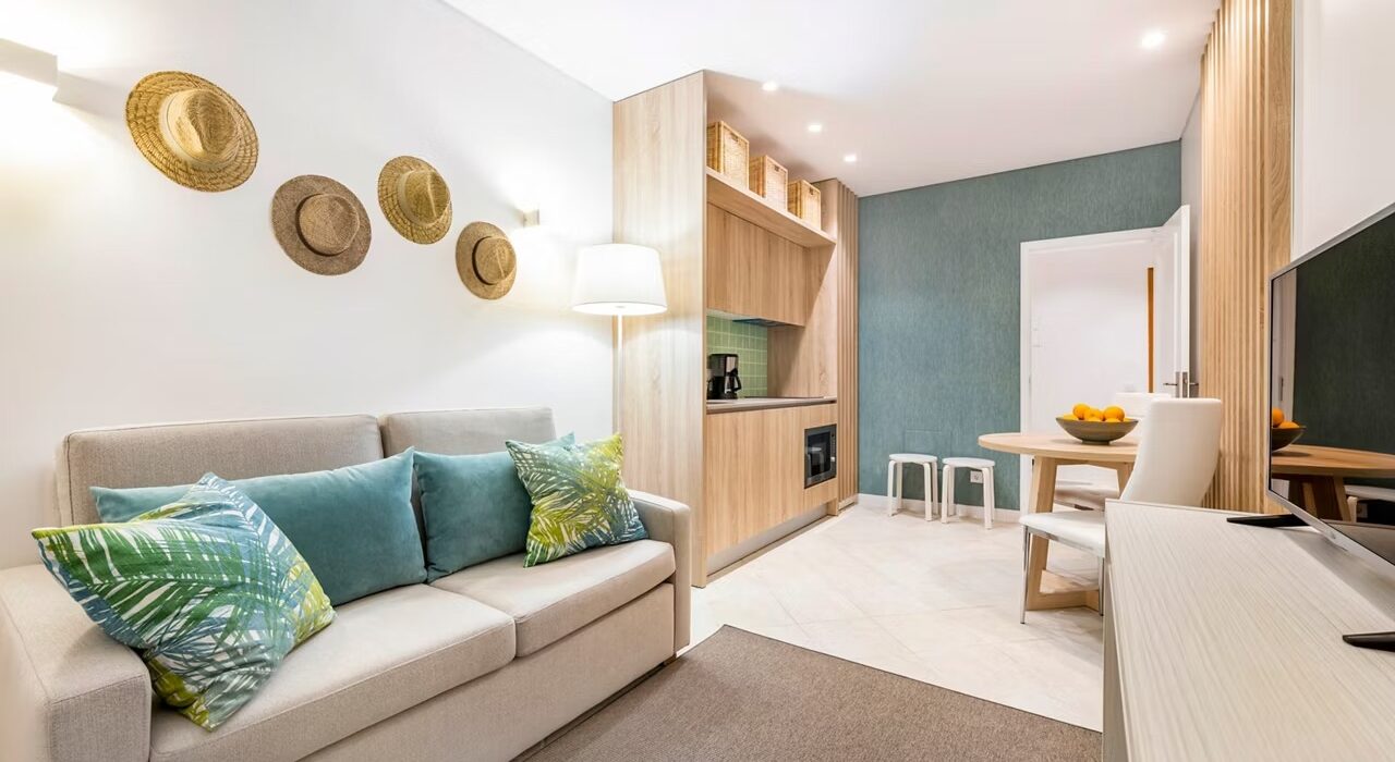 Easter Family Getaway Break to Algarve Portugal - Image 3