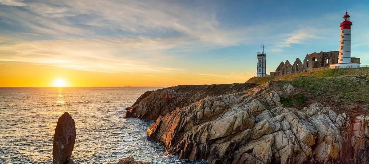 Highlights of Devon and Brittany from Belfast Cruise - Image 1